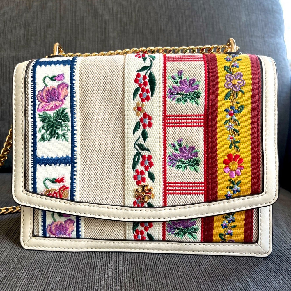 Mid-size Tory Burch floral crossbody bag
